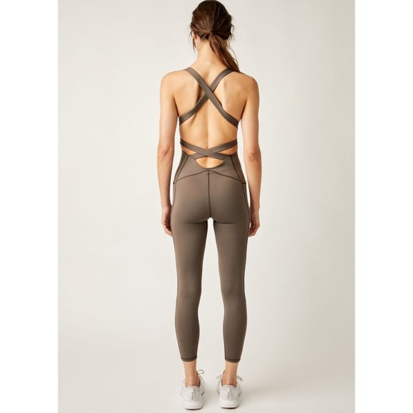 🎉LAST CHANCE🎉 FP MOVEMENT My High Onesie / Charcoal Brown - Picture 3 of 10